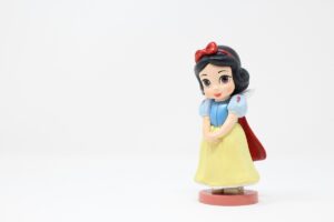 Snow White figure for for Pantomime In Kent guide for 2025/6